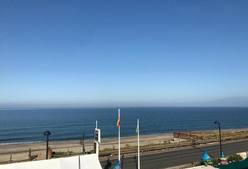 اتاق سوپریور با چشم‌انداز دریا, Las Salinas