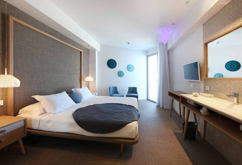 Номер Стандарт Боковой Вид на Море, Mar Azul Pur Estil Hotel & Spa
