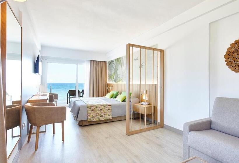 Полулюкс Вид на Море, Universal Hotel Castell Royal