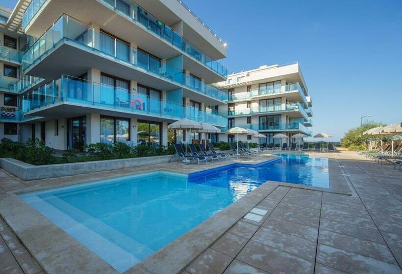 带3个卧室的公寓, Aparthotel Ferrer Skyline