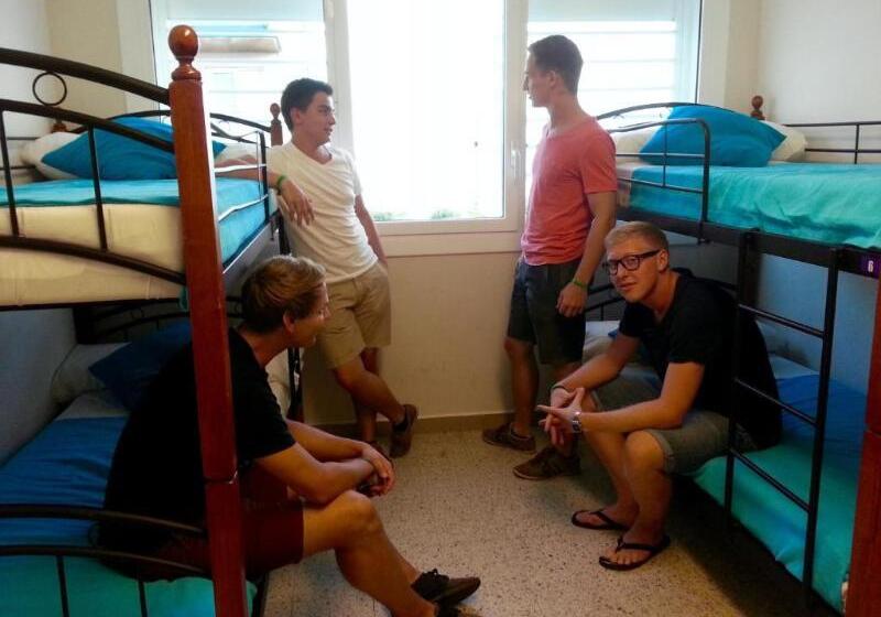 共用房间的床, Estrella De Mar Youth Hostel
