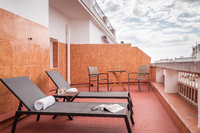 Номер Стандарт с Террасой, Medium Sitges Park