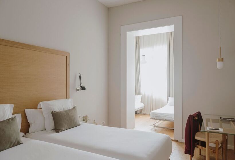 标准间, Regina Barcelona