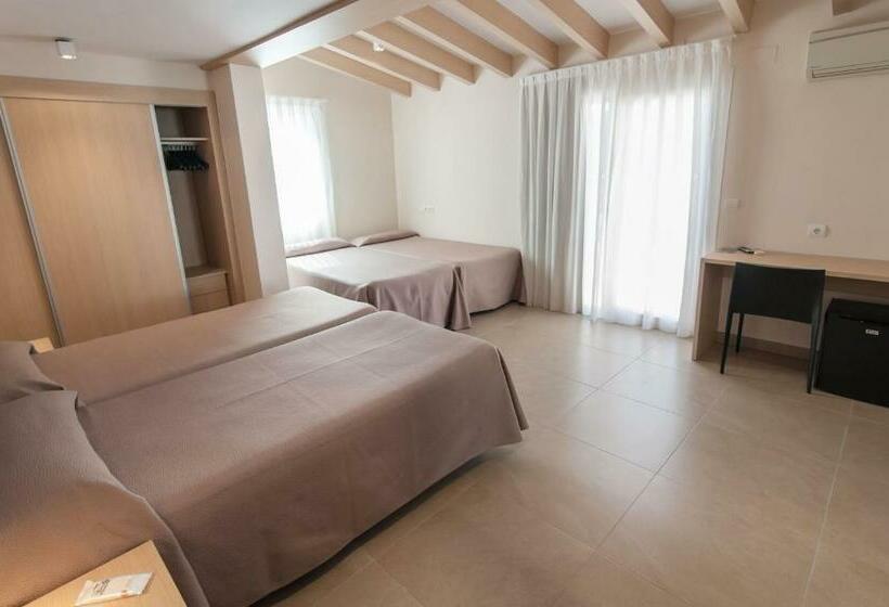 Quarto Quádruplo Estandar, San Luis