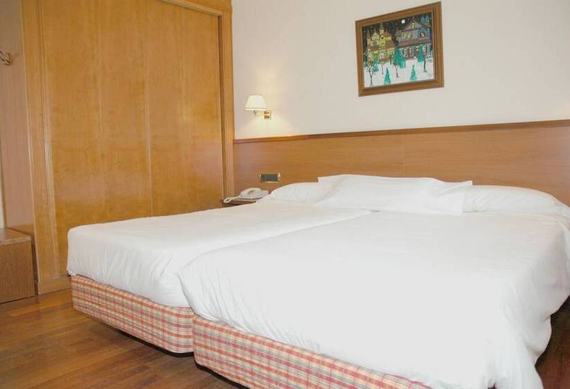 اتاق استاندارد, Snö Hotel Candanchú