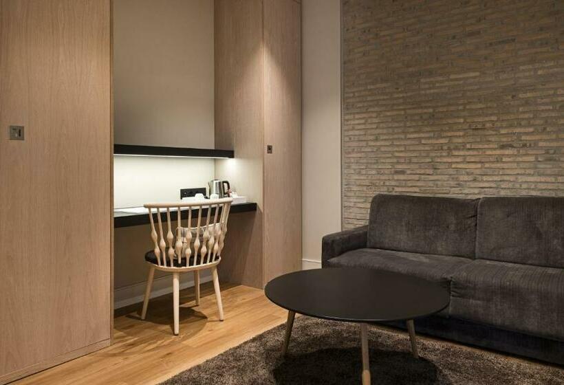 Superior Room with Terrace, Catalonia Gran Via Madrid