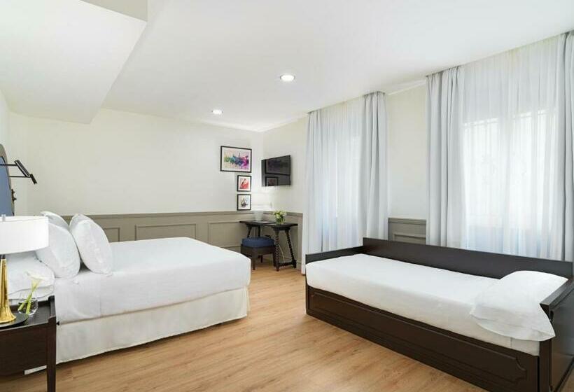 اتاق استاندارد سه نفره, H10 Corregidor Boutique Hotel
