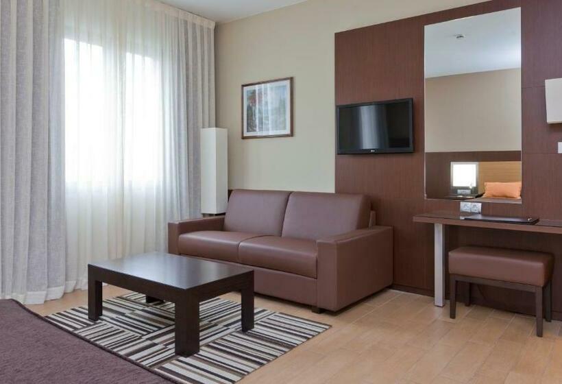 Номер Deluxe, Ciudad De Alcaniz