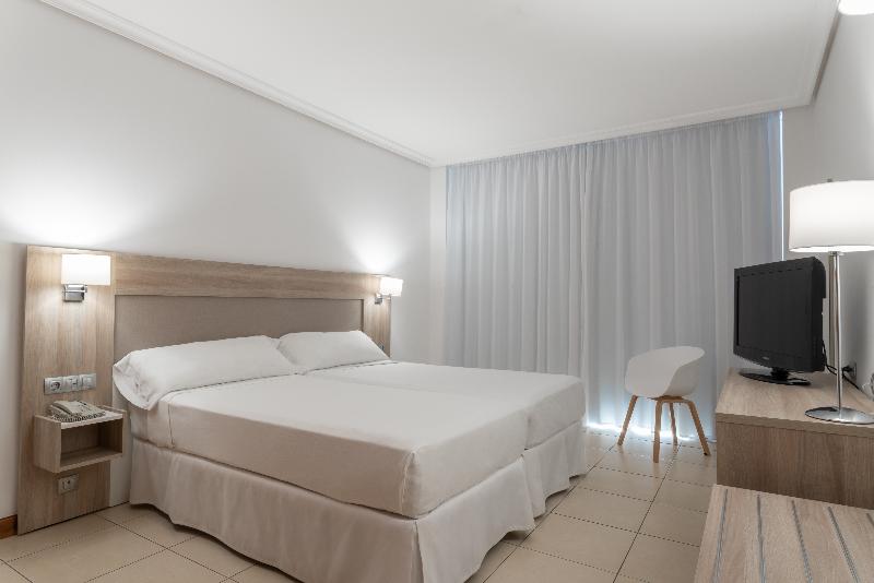Люкс Вид на Море, Landmar Costa Los Gigantes Family Resort