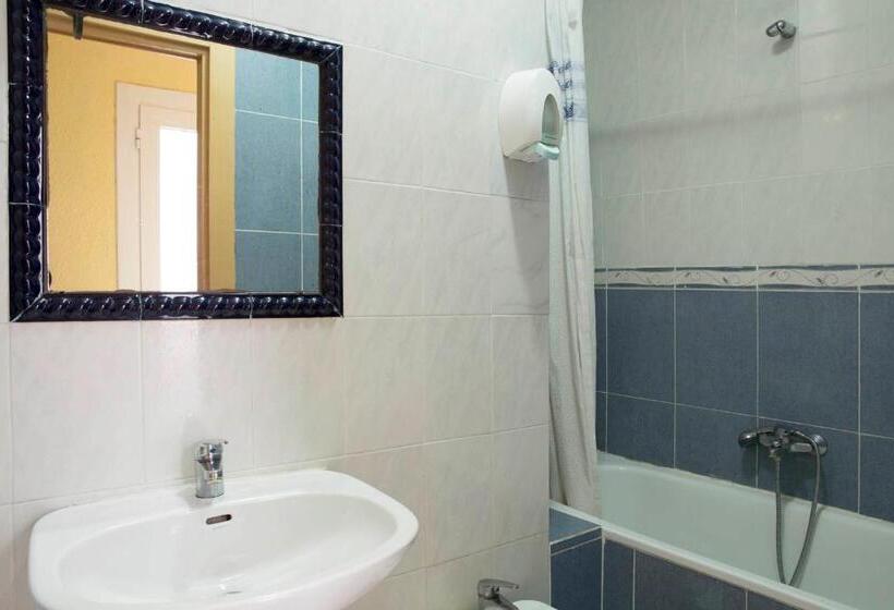 스탠다드 싱글 룸 공동욕실, Hostal Alhambra Tarragona