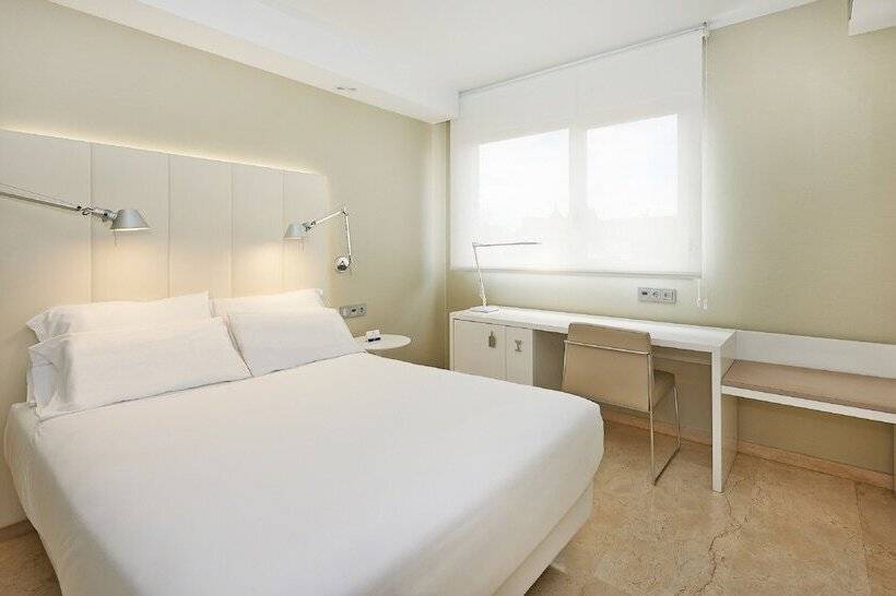 Номер Стандарт, NH Ciudad De Zaragoza