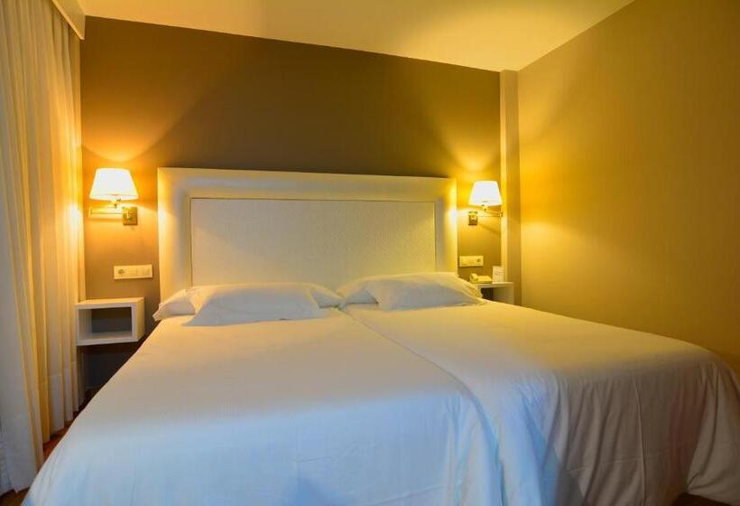 Quarto Estandar, Jucamar