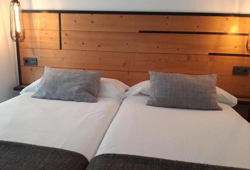Balkonlu Standart Oda, Pension La Perla