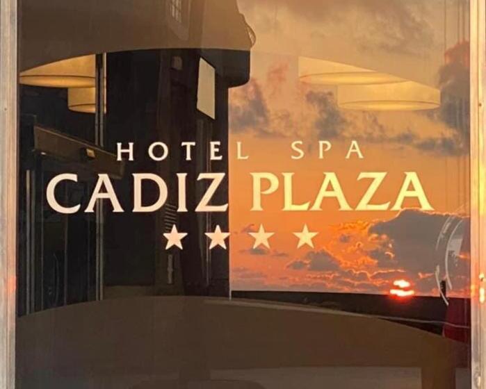 اتاق استاندارد با بالکن, Spa Cádiz Plaza