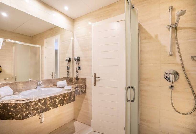 اتاق استاندارد با بالکن, Spa Cádiz Plaza