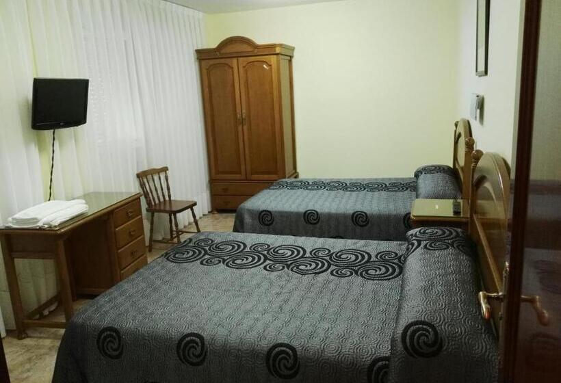 Четырехместный Номер Стандарт, Hostal San Felix