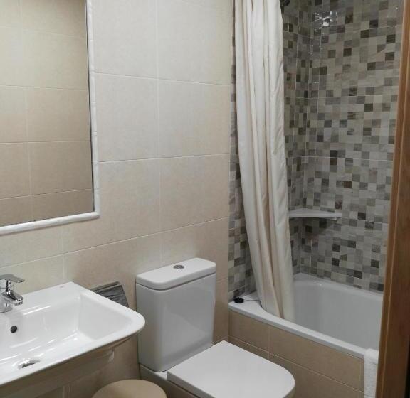 Четырехместный Номер Стандарт, Hostal San Felix