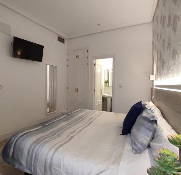 اتاق استاندارد, Hostal Alfaro