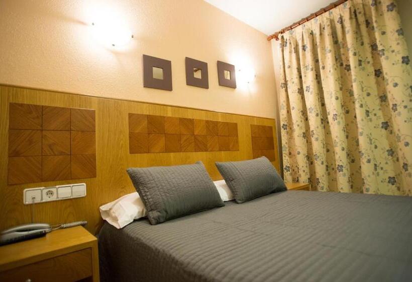 Номер Стандарт, Hostal Azul