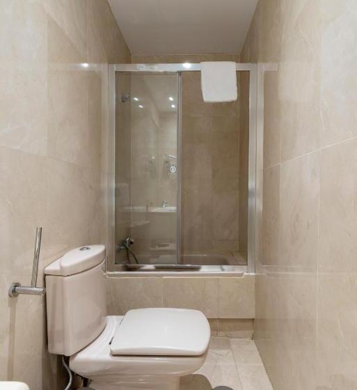 اتاق استاندارد یک نفره, Hostal Castilla Ii Puerta Del Sol