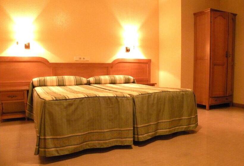 اتاق استاندارد یک نفره, Hostal Benamar