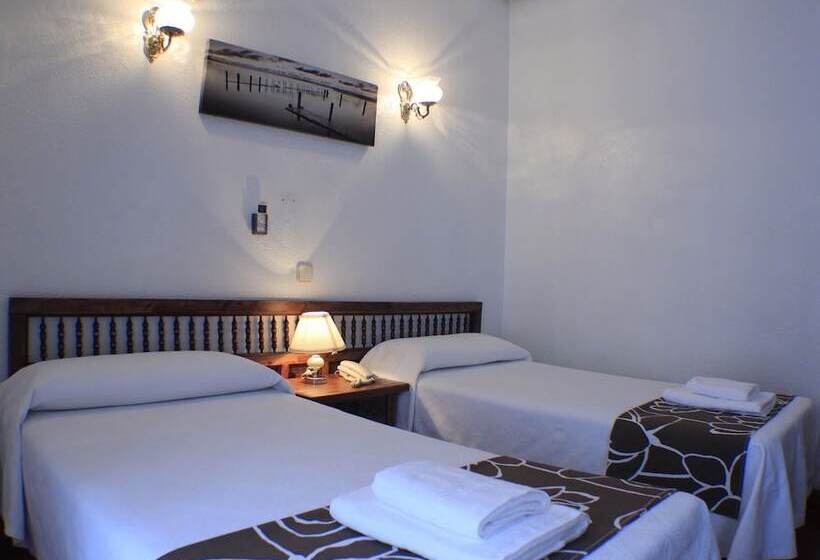 اتاق عادی, Hostal Esmeralda