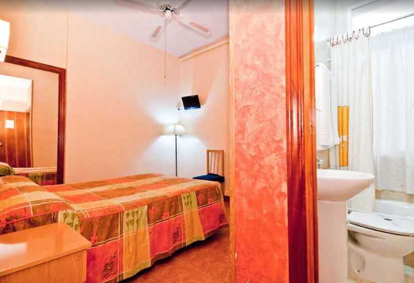 اتاق استاندارد, Hostal Oporto