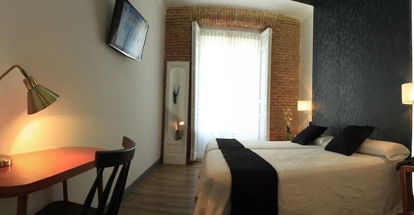 Habitación Estándar Vista Ciudad, Hostal Oriente