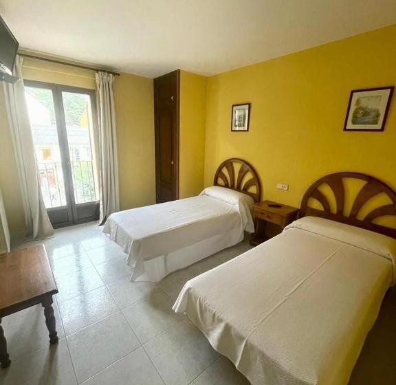 اتاق استاندارد, Hostal Rural Sositana