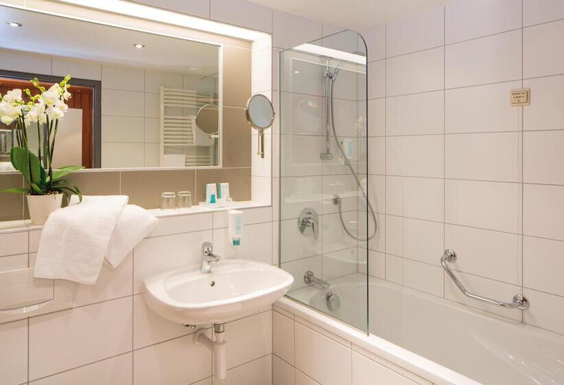 Трехместный Номер Комфорт, Austria Trend Hotel Europa Graz Hauptbahnhof