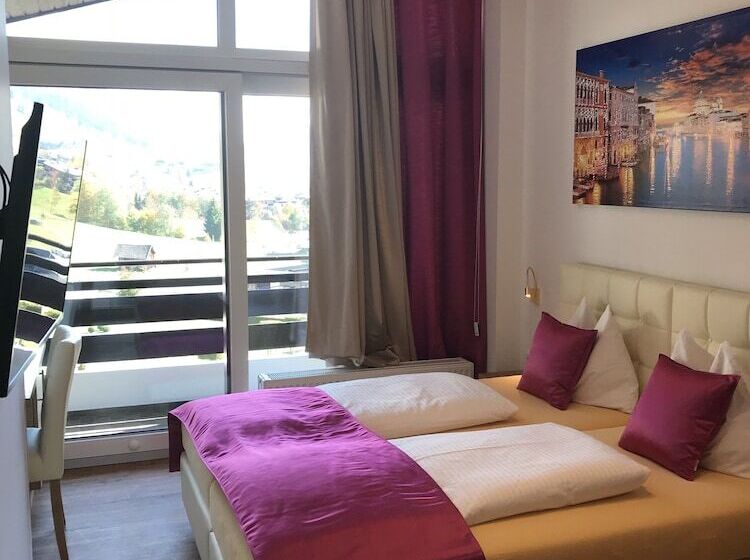 Apartament 3 Dormitoris, Berger S Sport