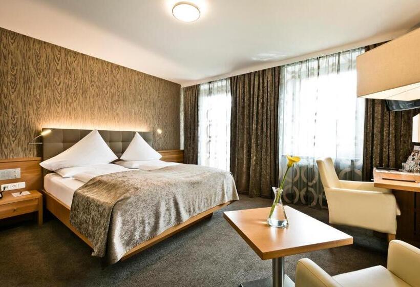 اتاق لوکس, Stadthotel Goldenes Schiff