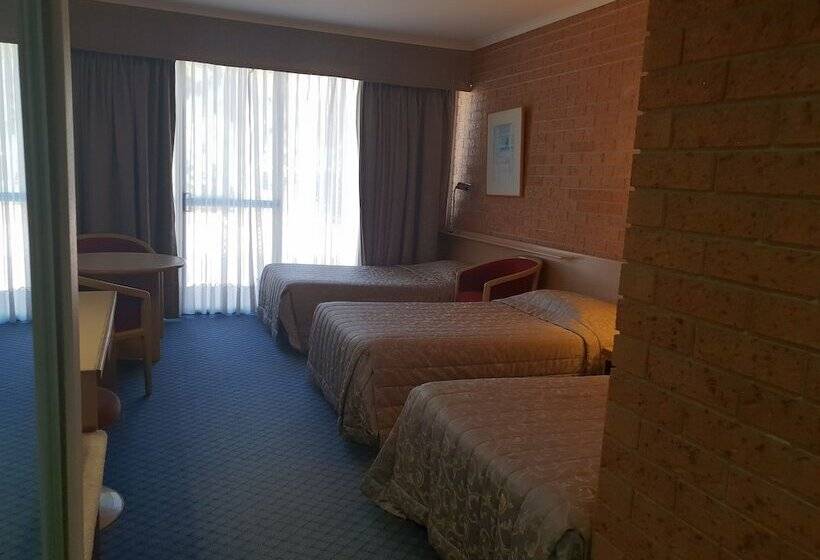 スタンダードトリプルルーム, John Hunter Motel Muswellbrook