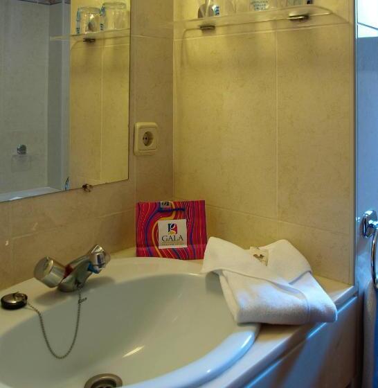 اتاق اکونومی, Guillem & Spa