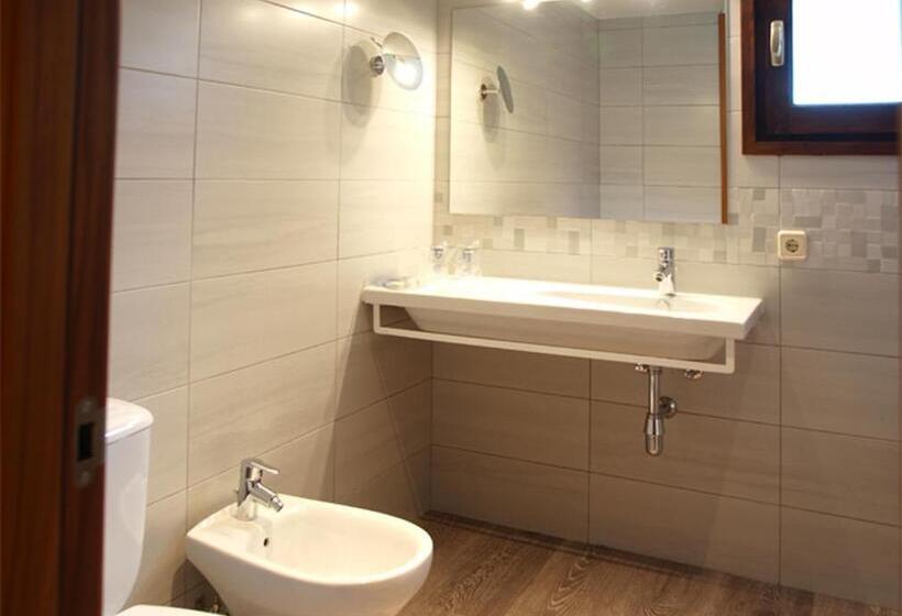 اتاق سوپریور چهار تخته, Guillem & Spa