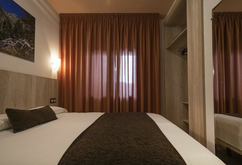 Economy Triple Room, Marco Polo