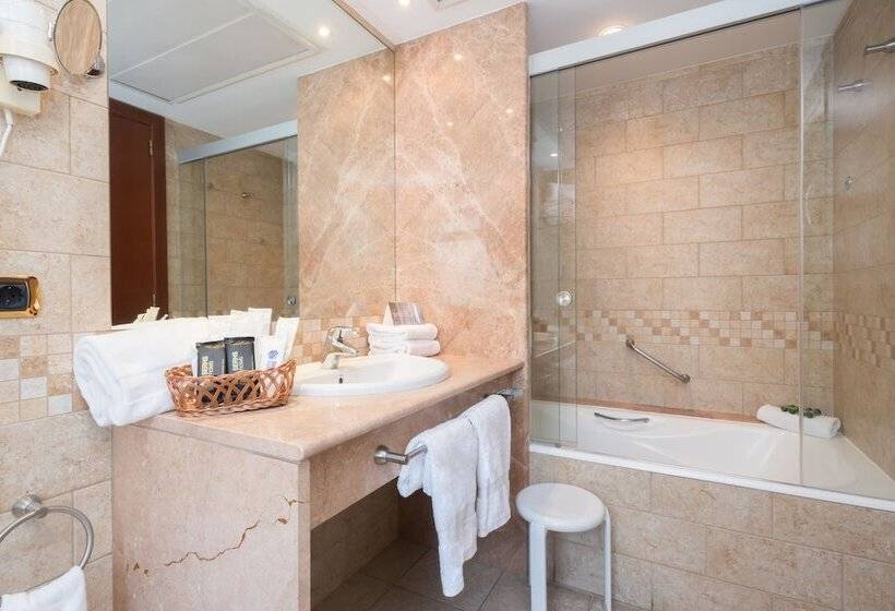 سوییت سوپریور, Spa Termes Carlemany