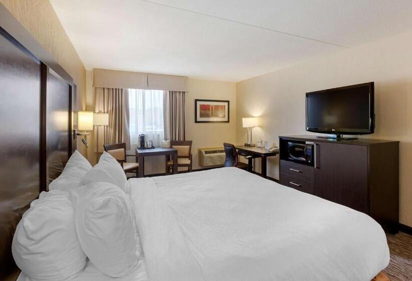 带大床的标准间, Best Western Plus Mariposa Inn & Conference Centre