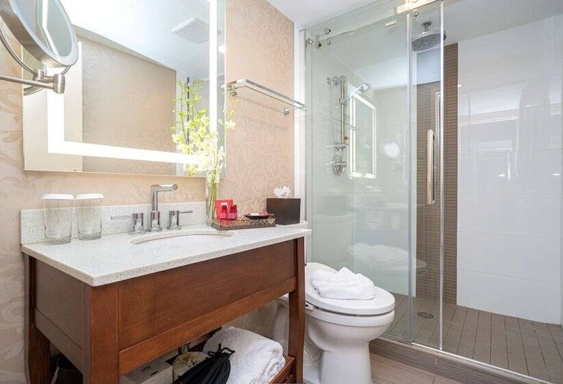 Номер Стандарт Двуспальная Кровать, Best Western Premier Chateau Granville Hotel & Suites & Conference Centre