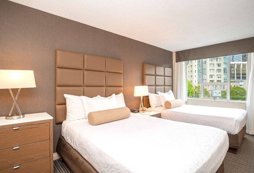 Люкс Адаптированный для Инвалидов, Best Western Premier Chateau Granville Hotel & Suites & Conference Centre
