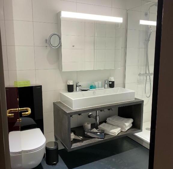اتاق استاندارد سه نفره, Boutique City Hotel Gallo