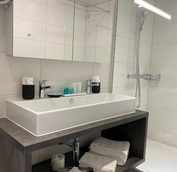اتاق استاندارد سه نفره, Boutique City Hotel Gallo