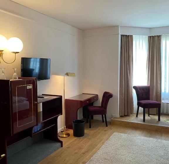 اتاق استاندارد سه نفره, Boutique City Hotel Gallo