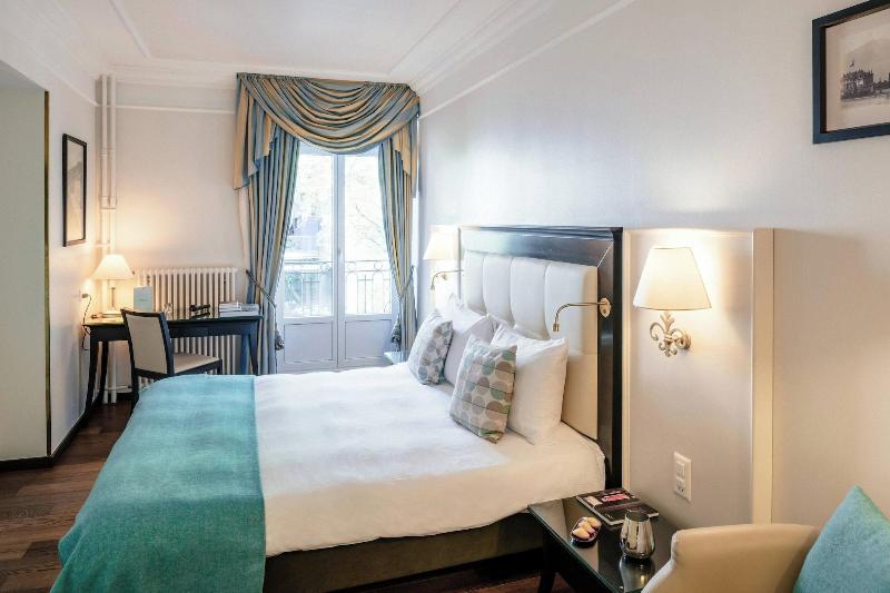 اتاق سوپریور با چشم‌انداز شهر, Grand Hotel Suisse Majestic, Autograph Collection