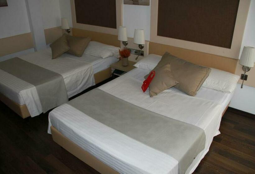 Семейный Номер, Enjoy 1313ag Hotel Touring