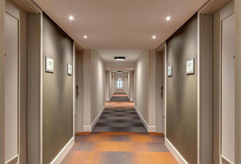 اتاق سوپریور با چشم‌انداز شهر, Sheraton Santiago Hotel & Convention Center