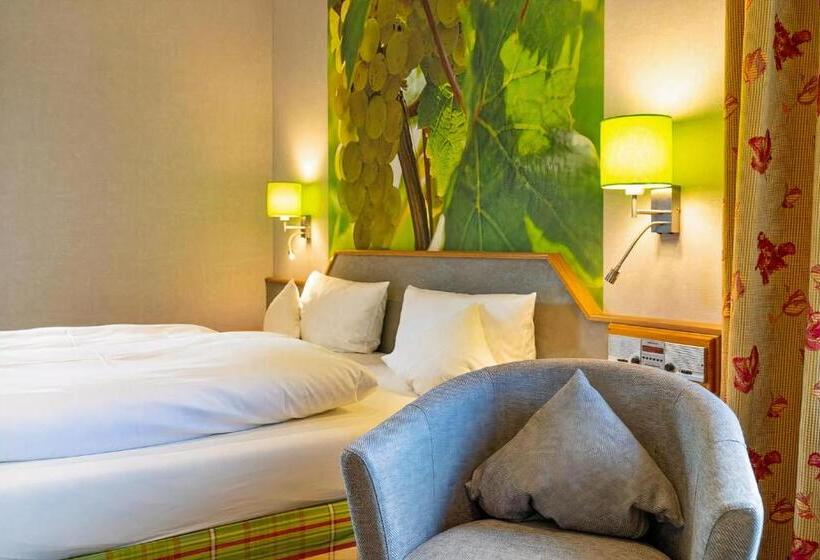 Номер Superior Вид на Реку, Weinhotel Landsknecht