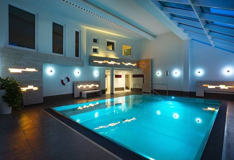 Номер Стандарт с Балконом, Bio  Und Wellnesshotel Alpenblick