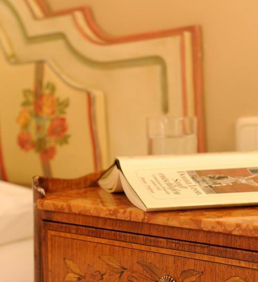اتاق یک تخته با چشم‌انداز باغ, Boutique Hotel Splendid
