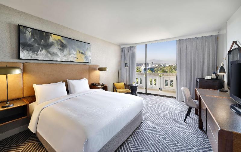 سوئیت جونیور با تخت بزرگ, Hilton Addis Ababa